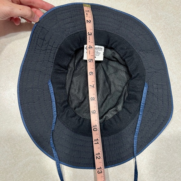 Columbia Omni Tech Waterproof Bucket hat (size XL) - Picture 9 of 12